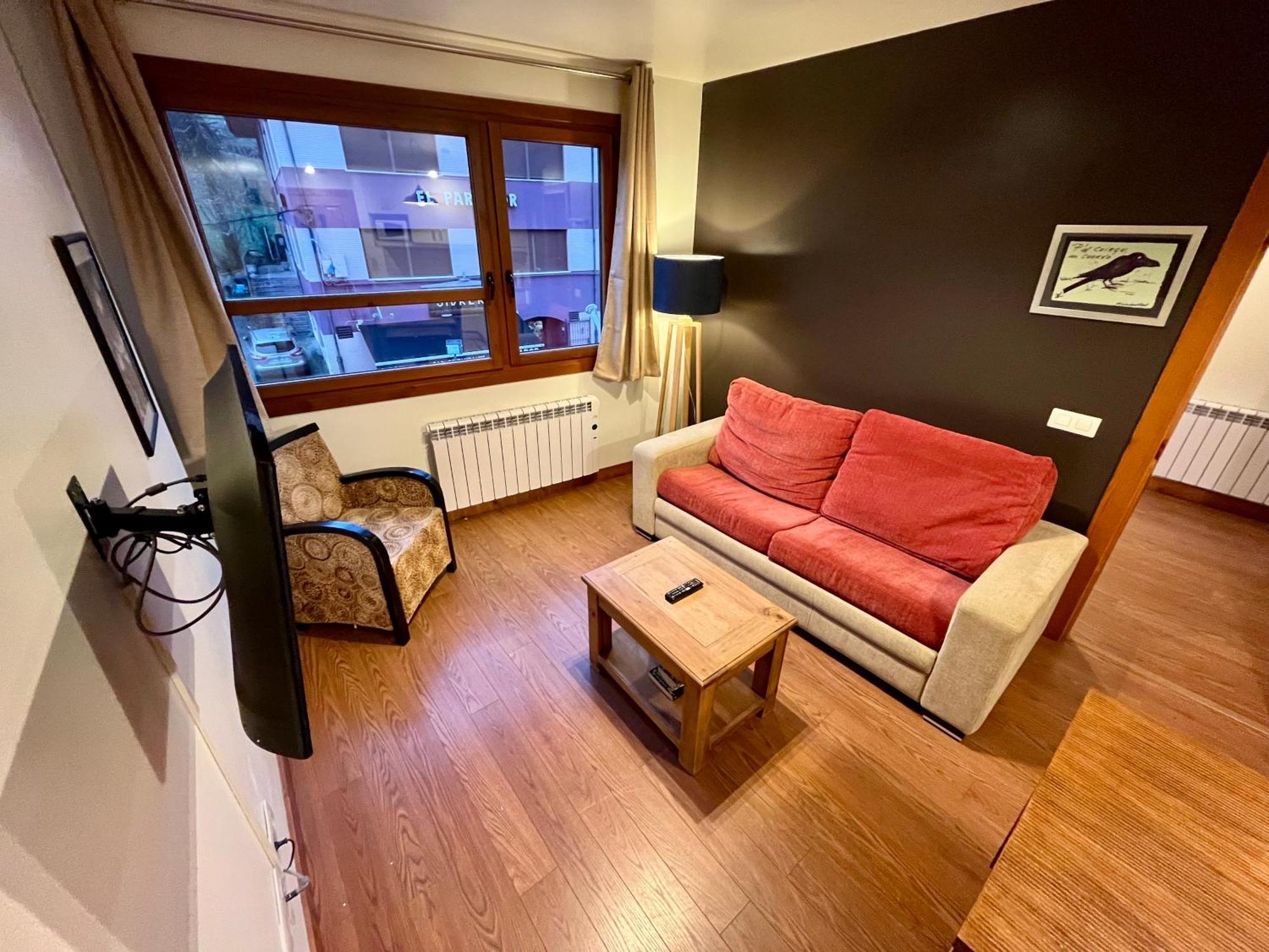 Lotila Flats Cuirgu Aparthotel Felechosa Bagian luar foto