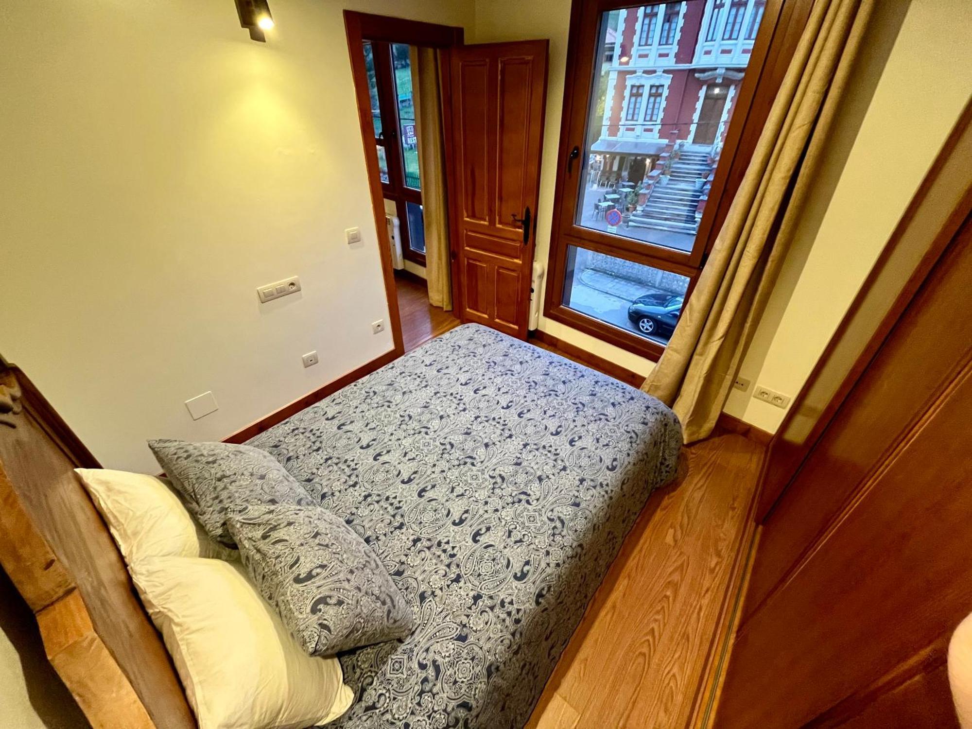 Lotila Flats Cuirgu Aparthotel Felechosa Bagian luar foto